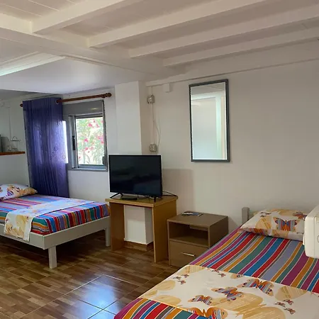 Garden Pensjonat Himara