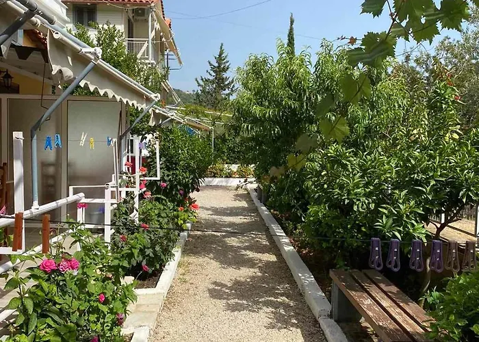 Garden Гостевой дом 4*