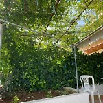 Garden 4*