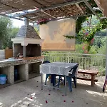 Garden Himarë