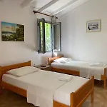 Garden 4* Himarë