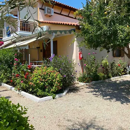 Garden Vendégház Himara