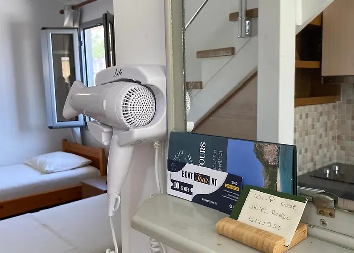 Garden Konukevi Himarë