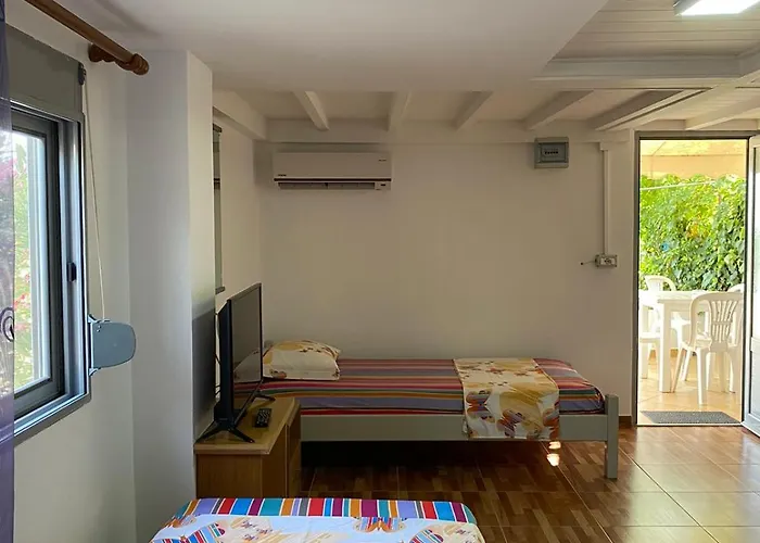 Guest house Garden 4*